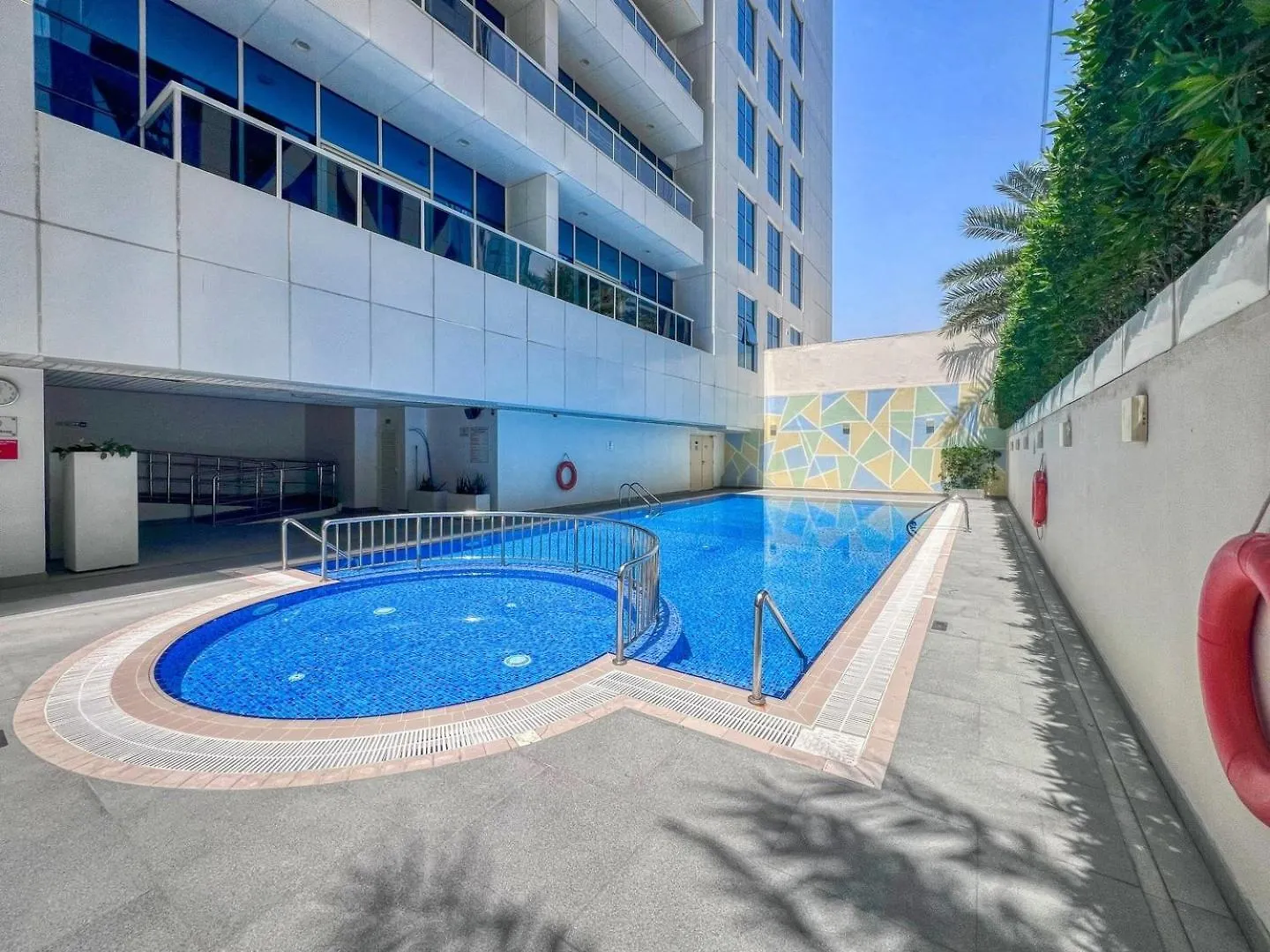 Guestready - Luxury Haven At Marina Arcade Apartment Dubai United Arab Emirates