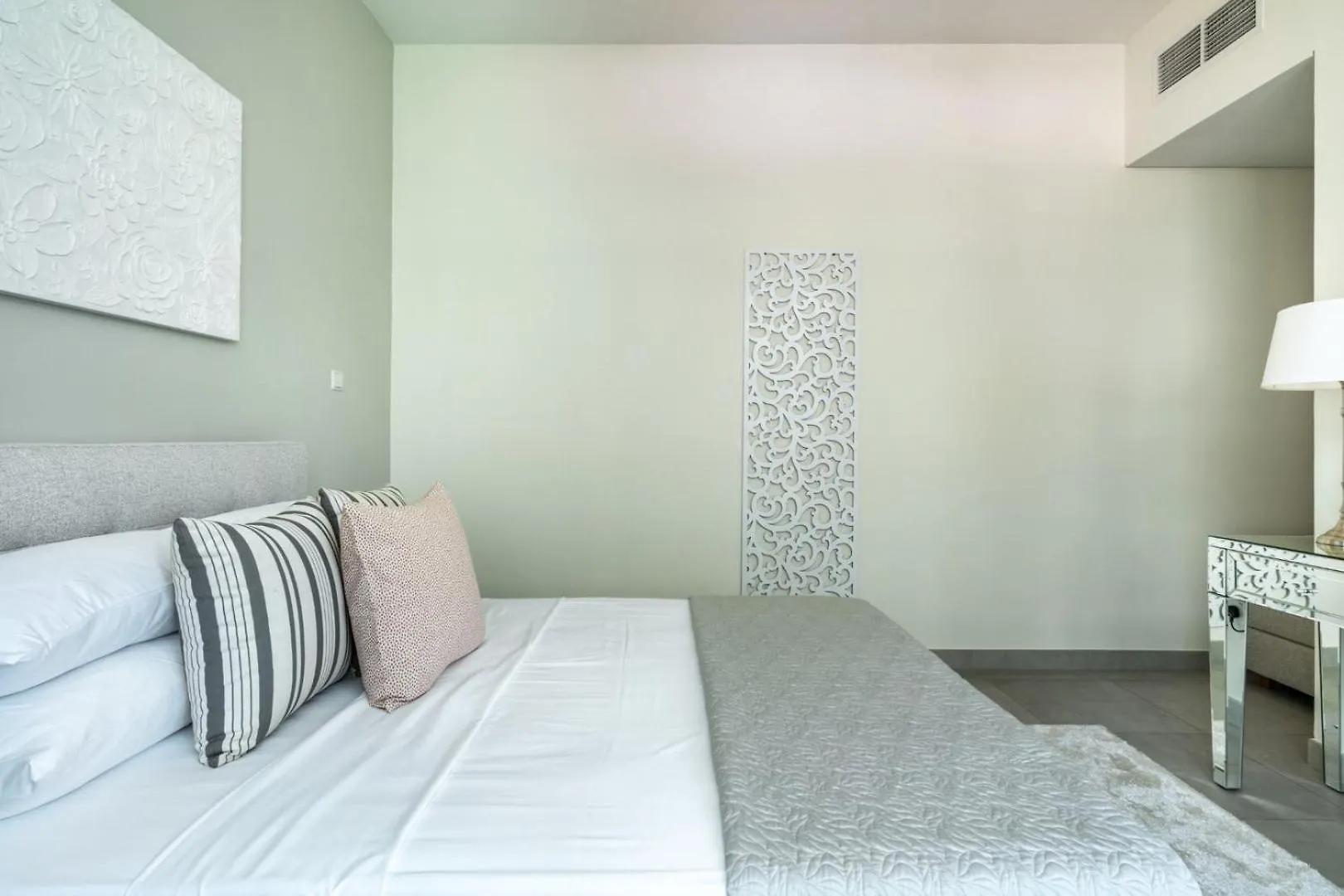 Guestready - Luxury Haven At Marina Arcade Apartment Dubai United Arab Emirates