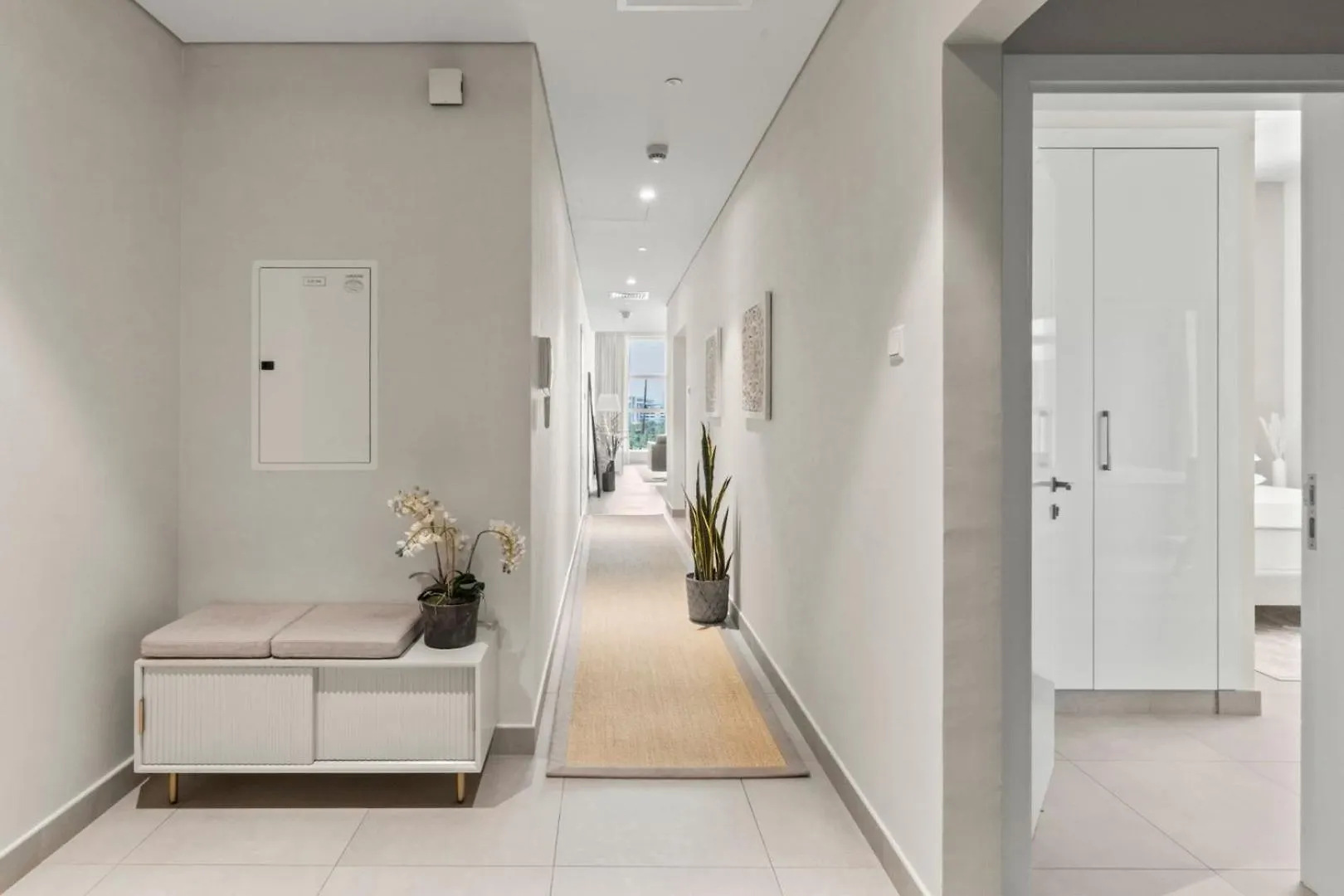 Guestready - Luxury Haven At Marina Arcade Apartment Dubai